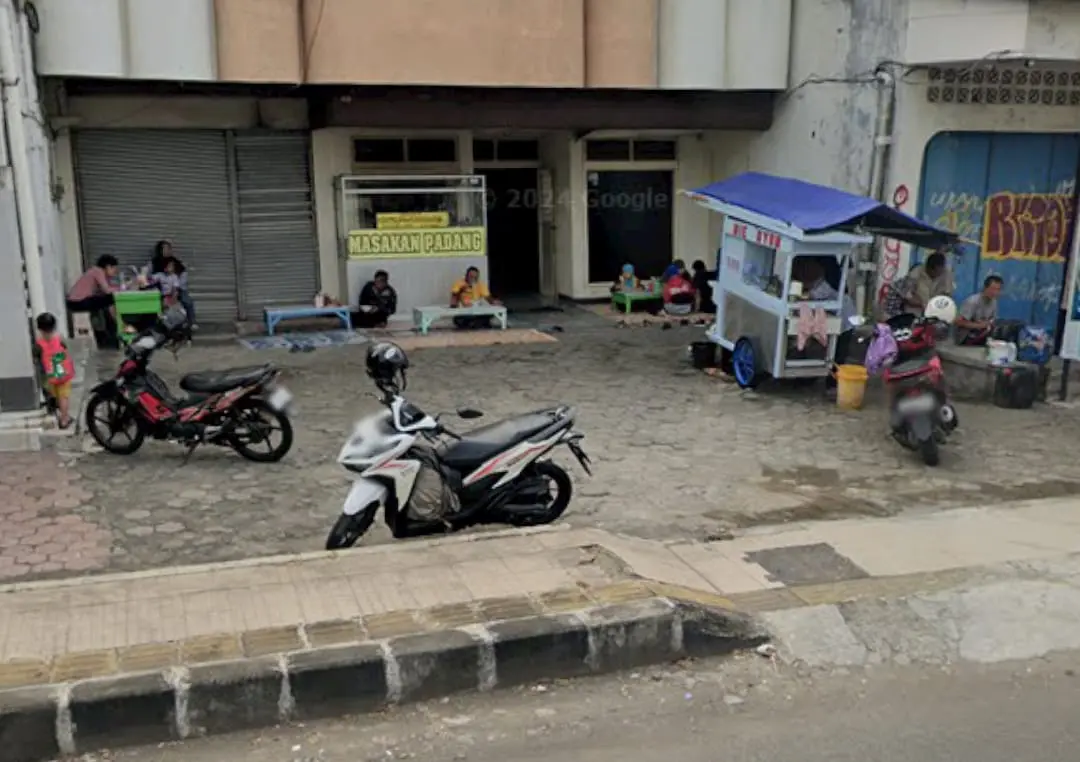 Mie Ayam Pak Yanto: Rasa Legendaris yang Menggigit di Setiap Porsi